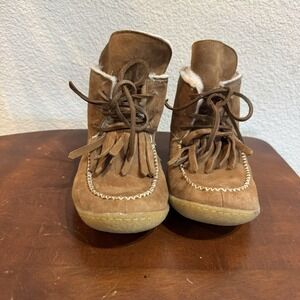 Laidback London Suede Moccasin‎ Boot Womens sz 37 6.5 Tan Brown Anthropologie